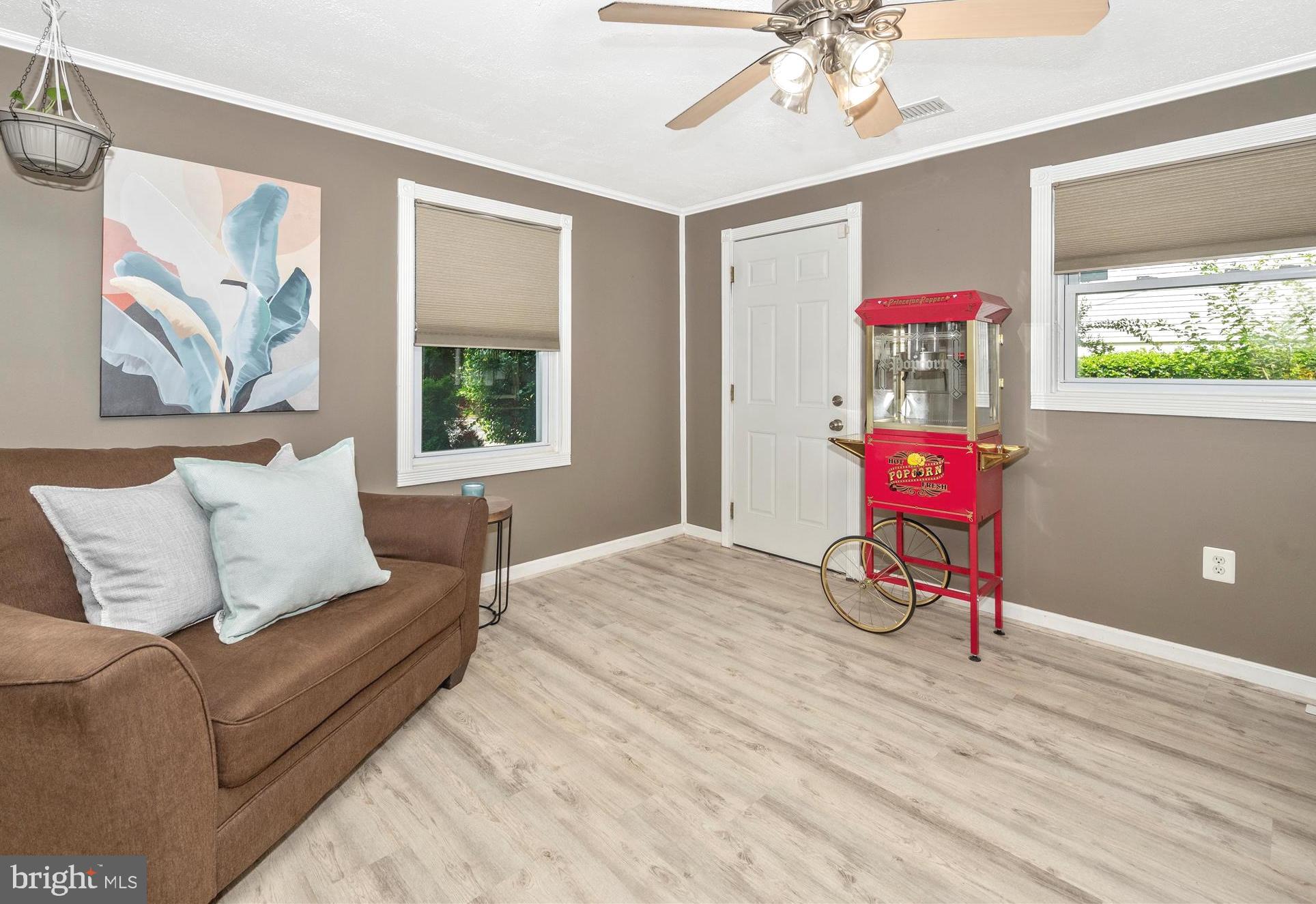 BEL PRE WOODS - Residential