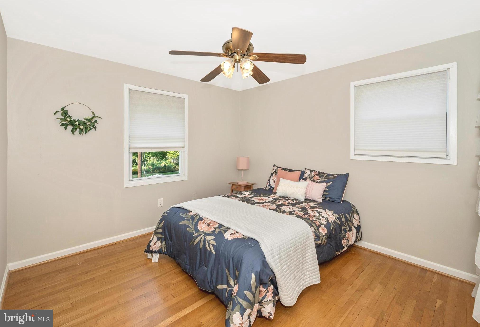 BEL PRE WOODS - Residential