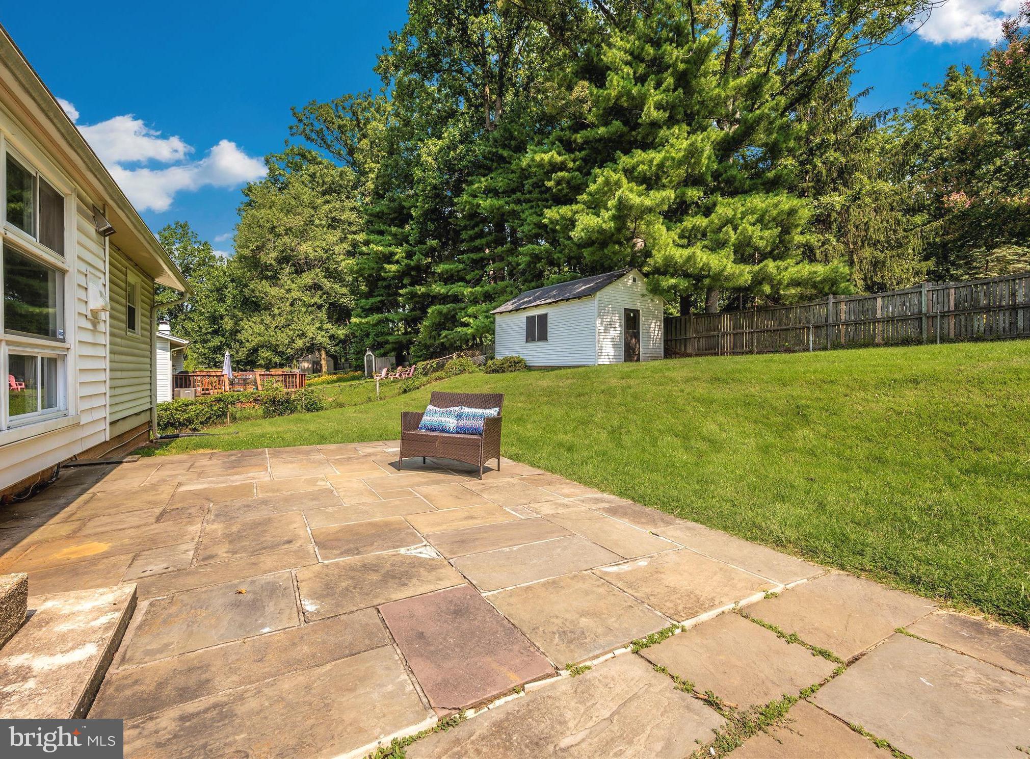 BEL PRE WOODS - Residential