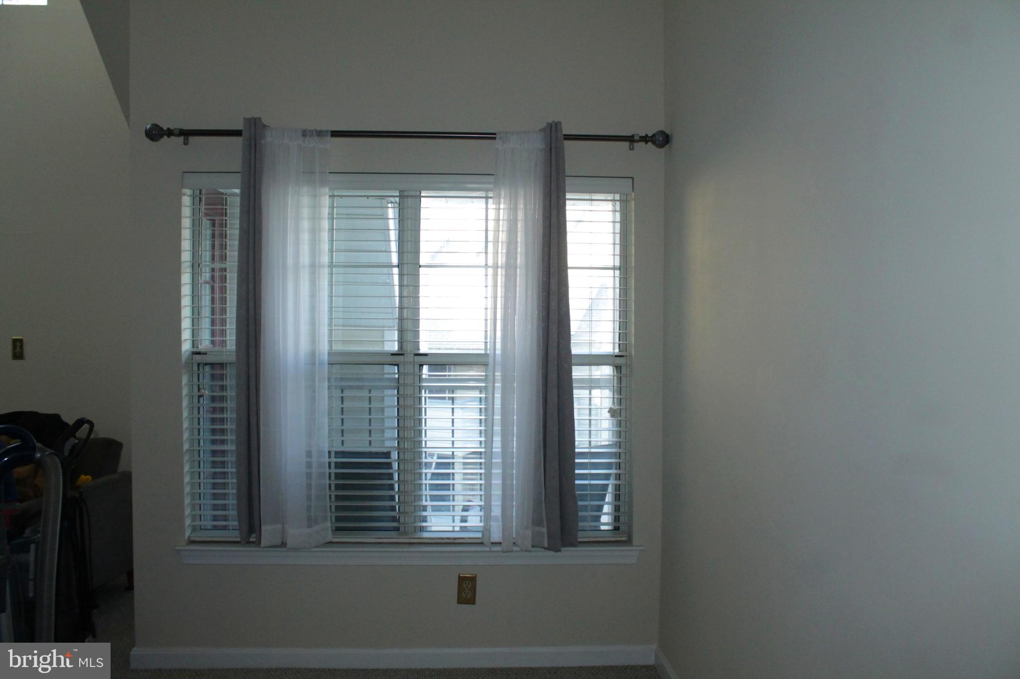 THE VISTAS - Residential