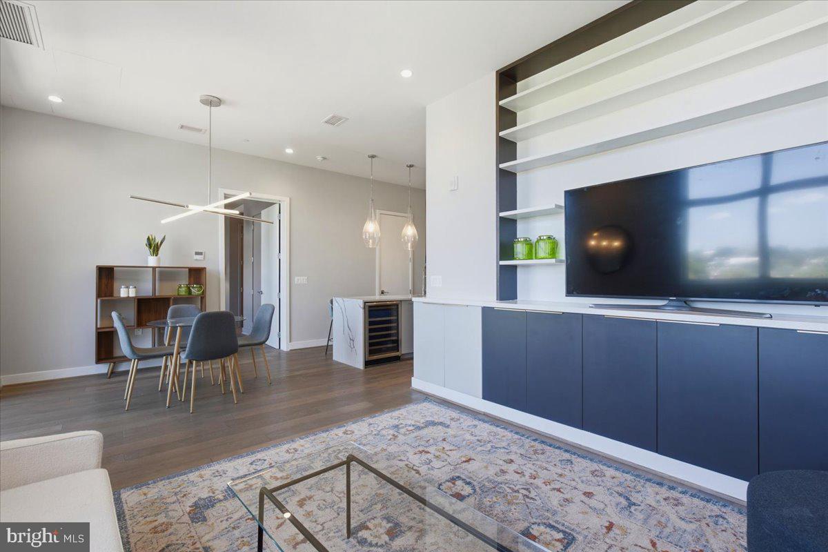 646 H STREET NE PH-1