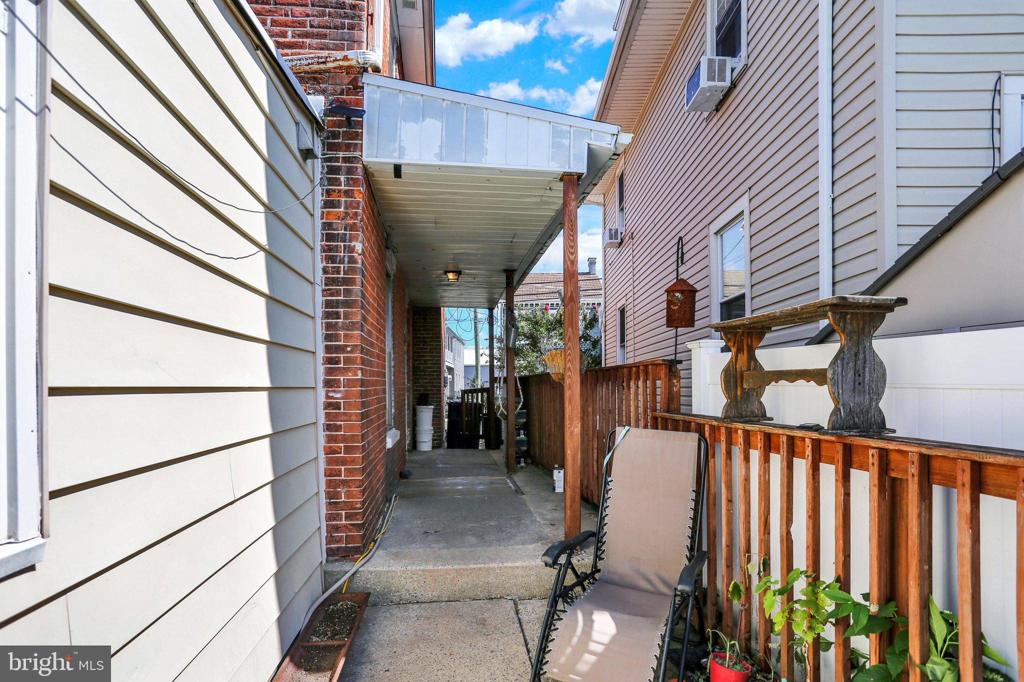 116 N FRANKLIN STREET