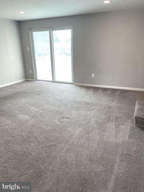 VAN DYKE MANOR - Residential Lease