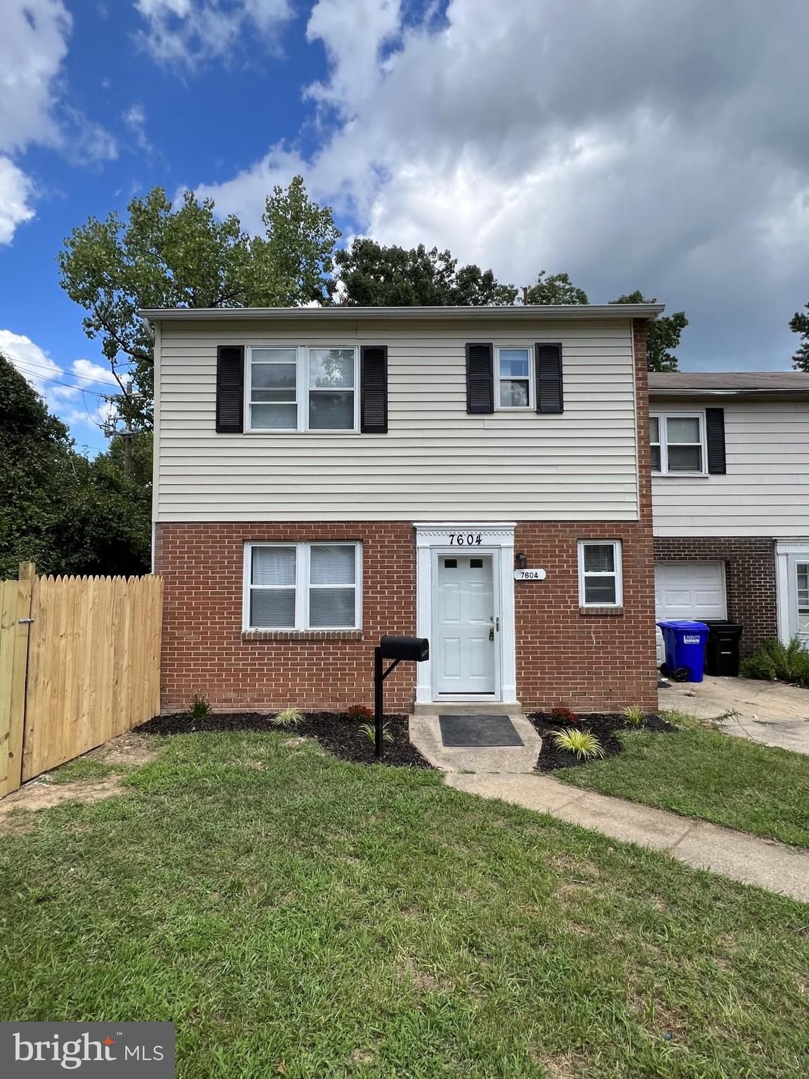 LAURELTON - Residential Lease