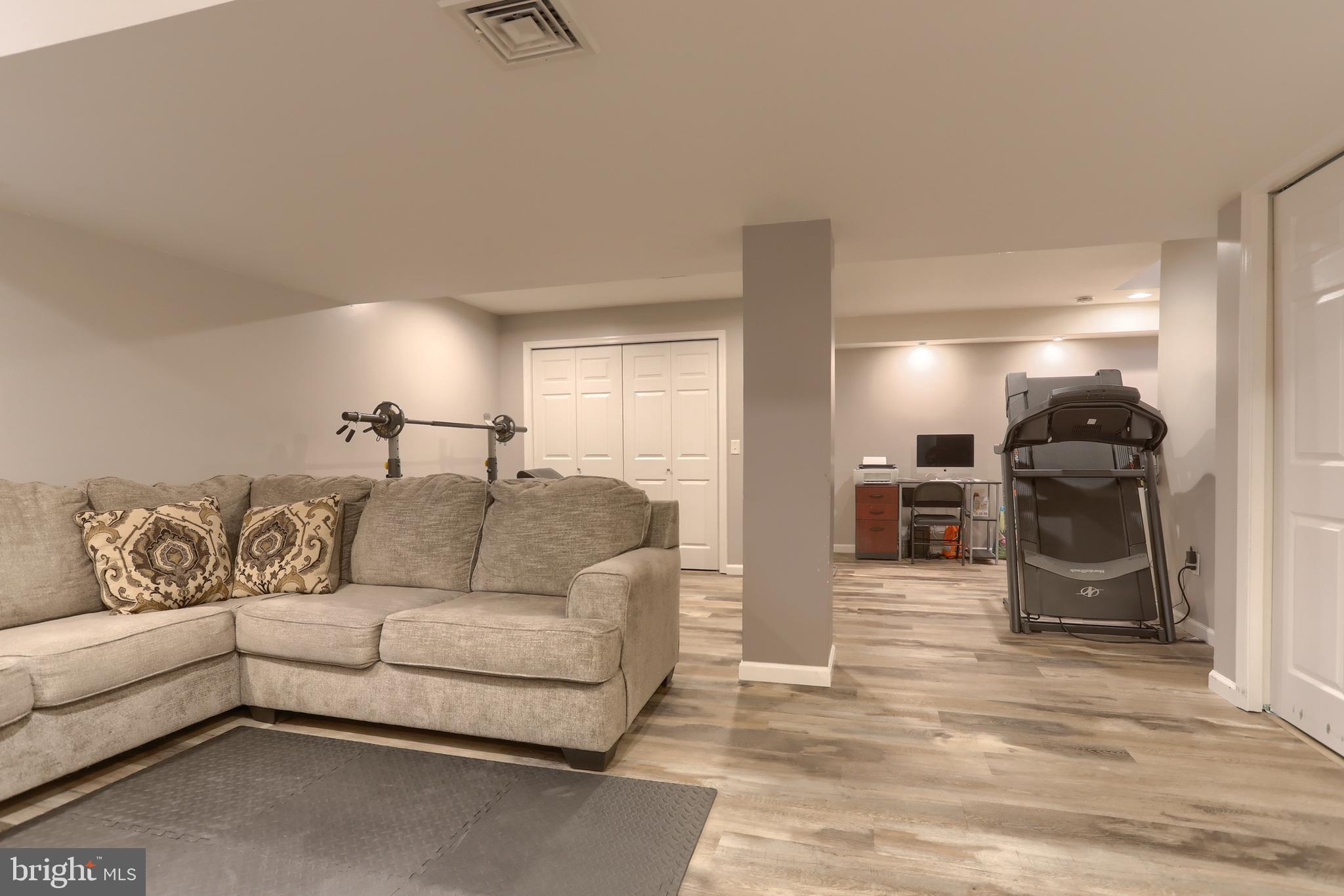 WHEATLAND MANOR - Residential