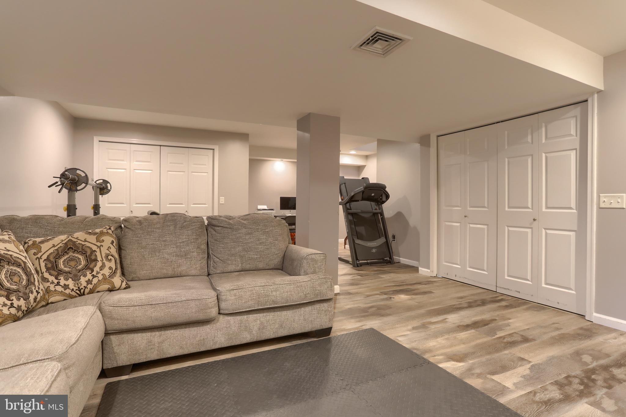 WHEATLAND MANOR - Residential