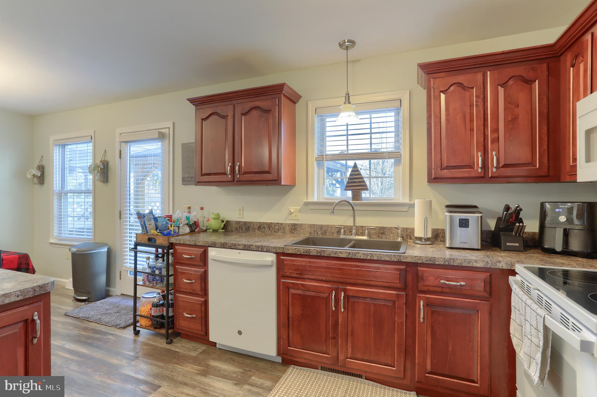 WHEATLAND MANOR - Residential