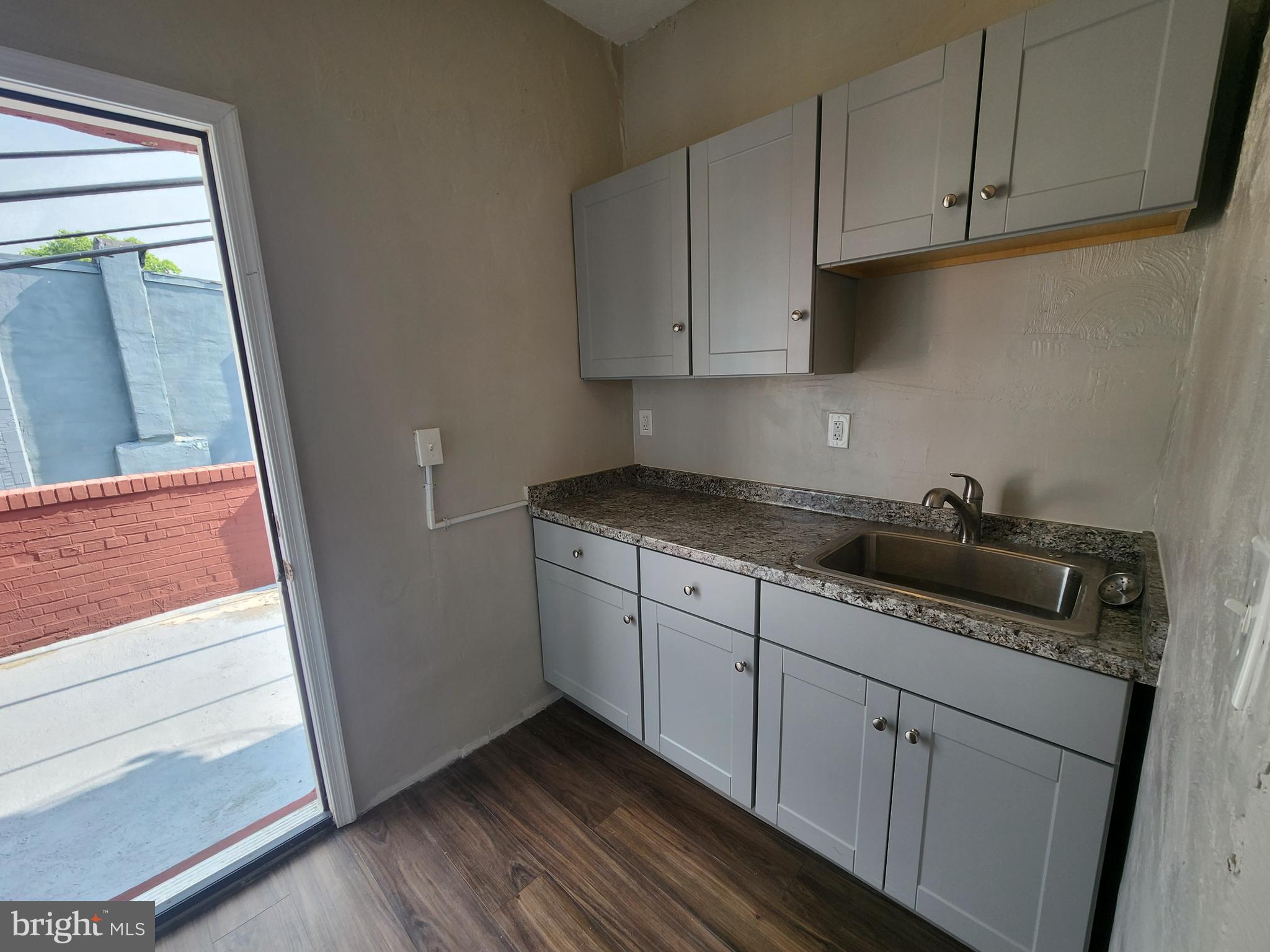 OLIVER - Residential
