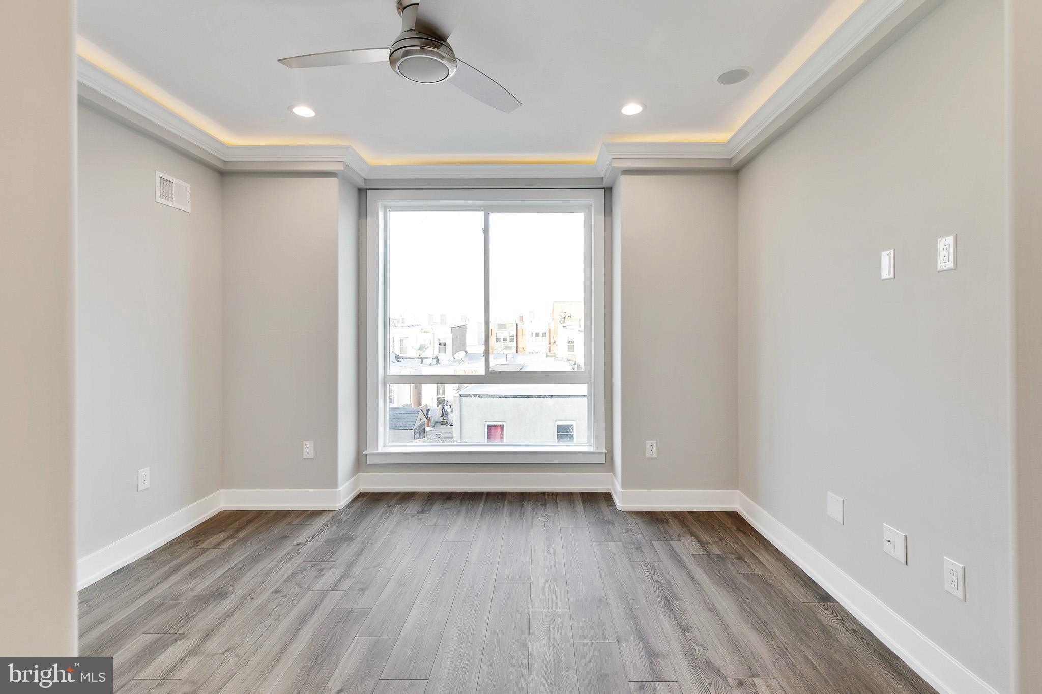 LOWER MOYAMENSING - Residential