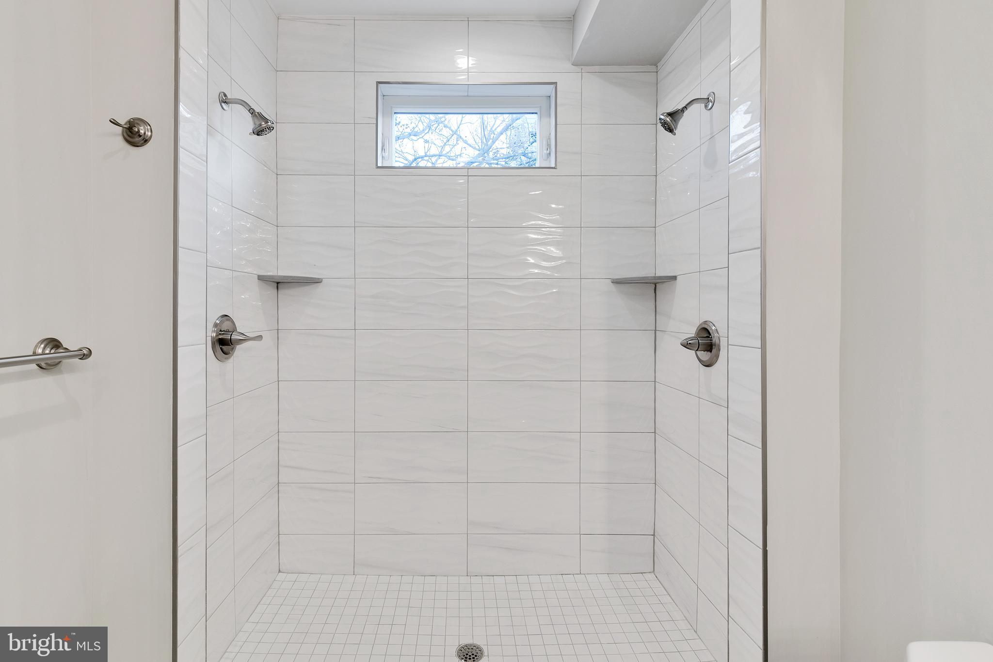 LOWER MOYAMENSING - Residential