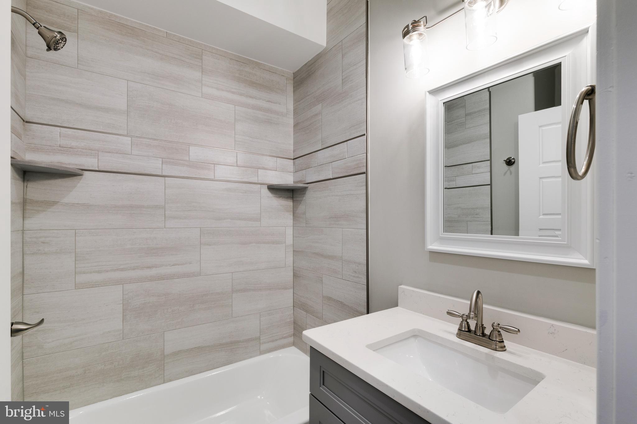 LOWER MOYAMENSING - Residential