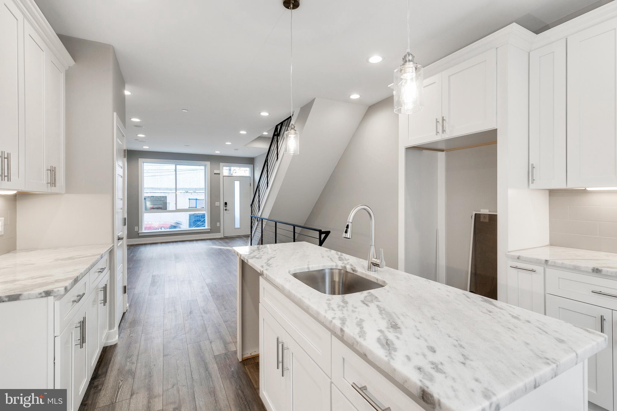 LOWER MOYAMENSING - Residential