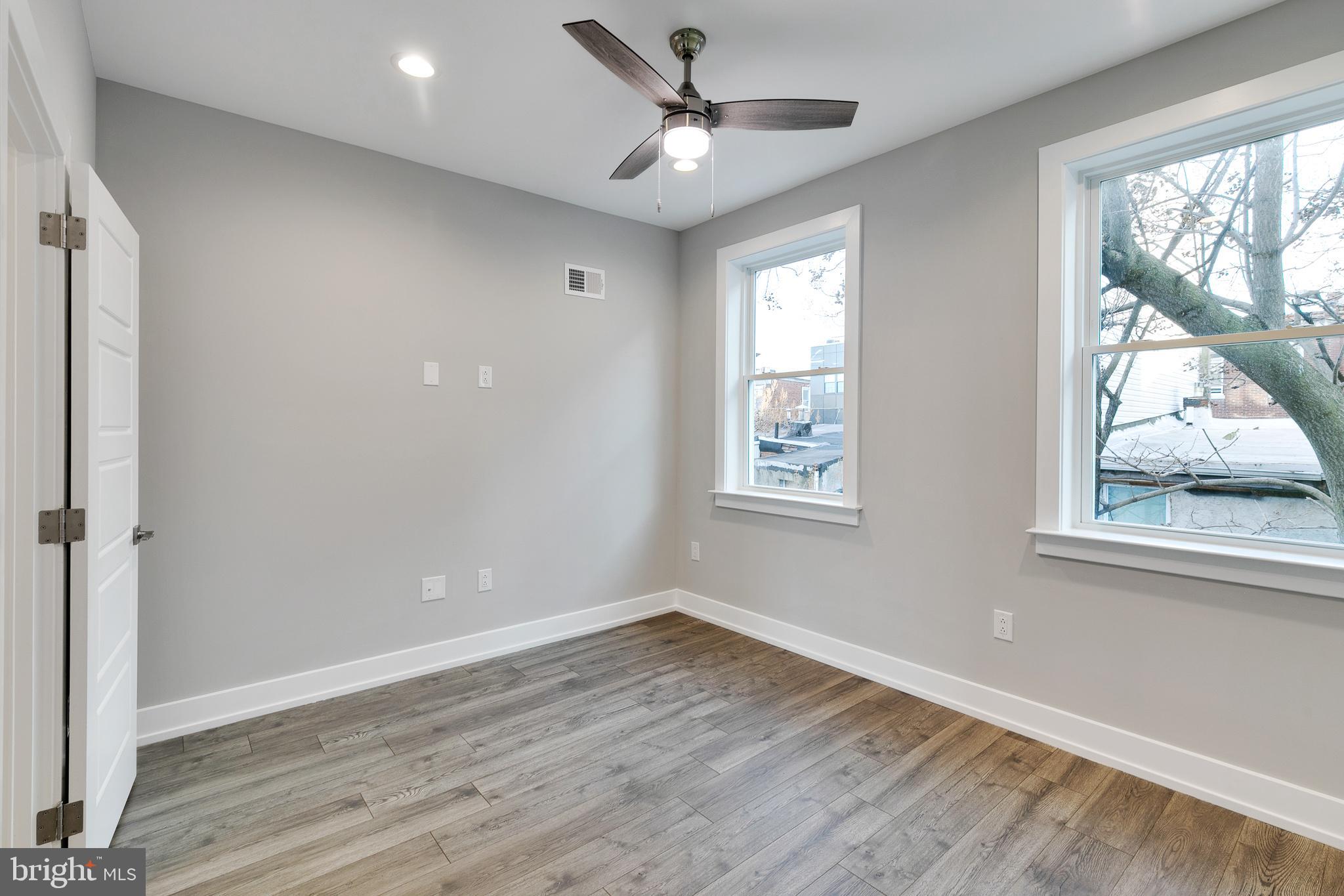 LOWER MOYAMENSING - Residential