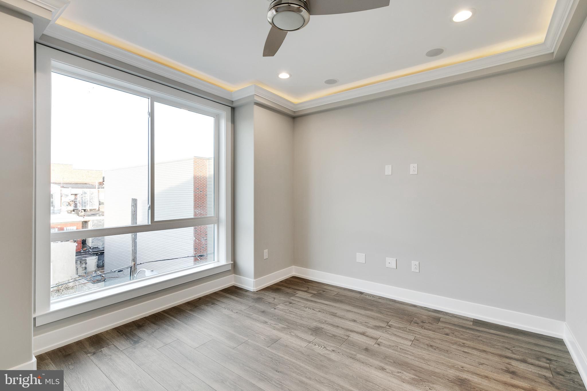 LOWER MOYAMENSING - Residential