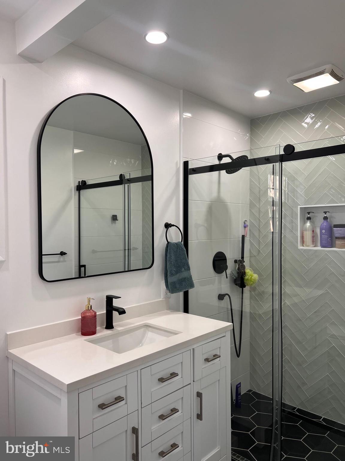 LONG REACH FARMS - Residential Lease