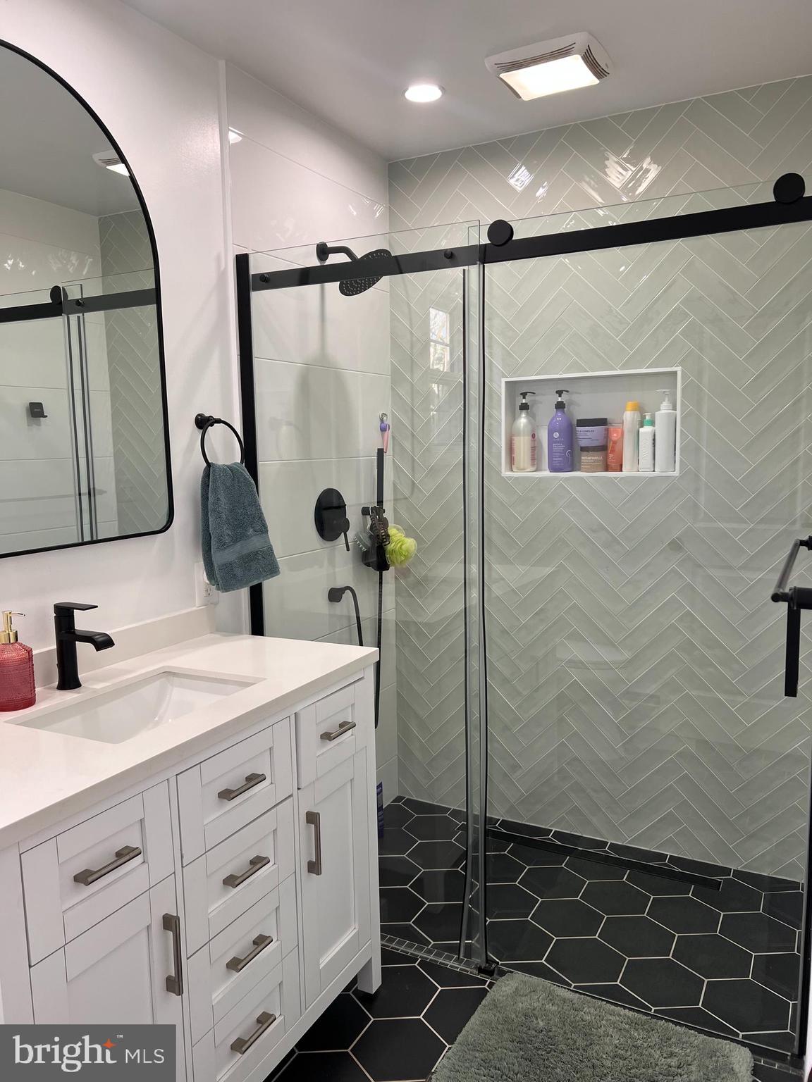 LONG REACH FARMS - Residential Lease