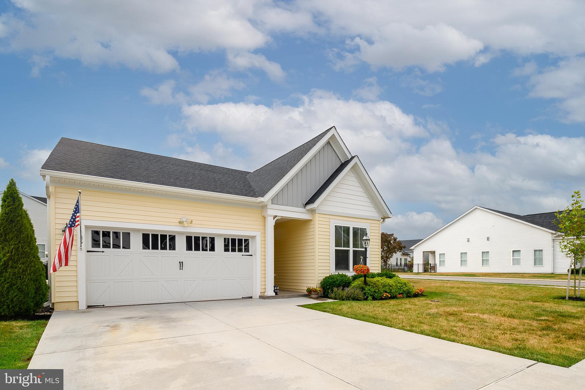 185 LIVELY STREAM WAY