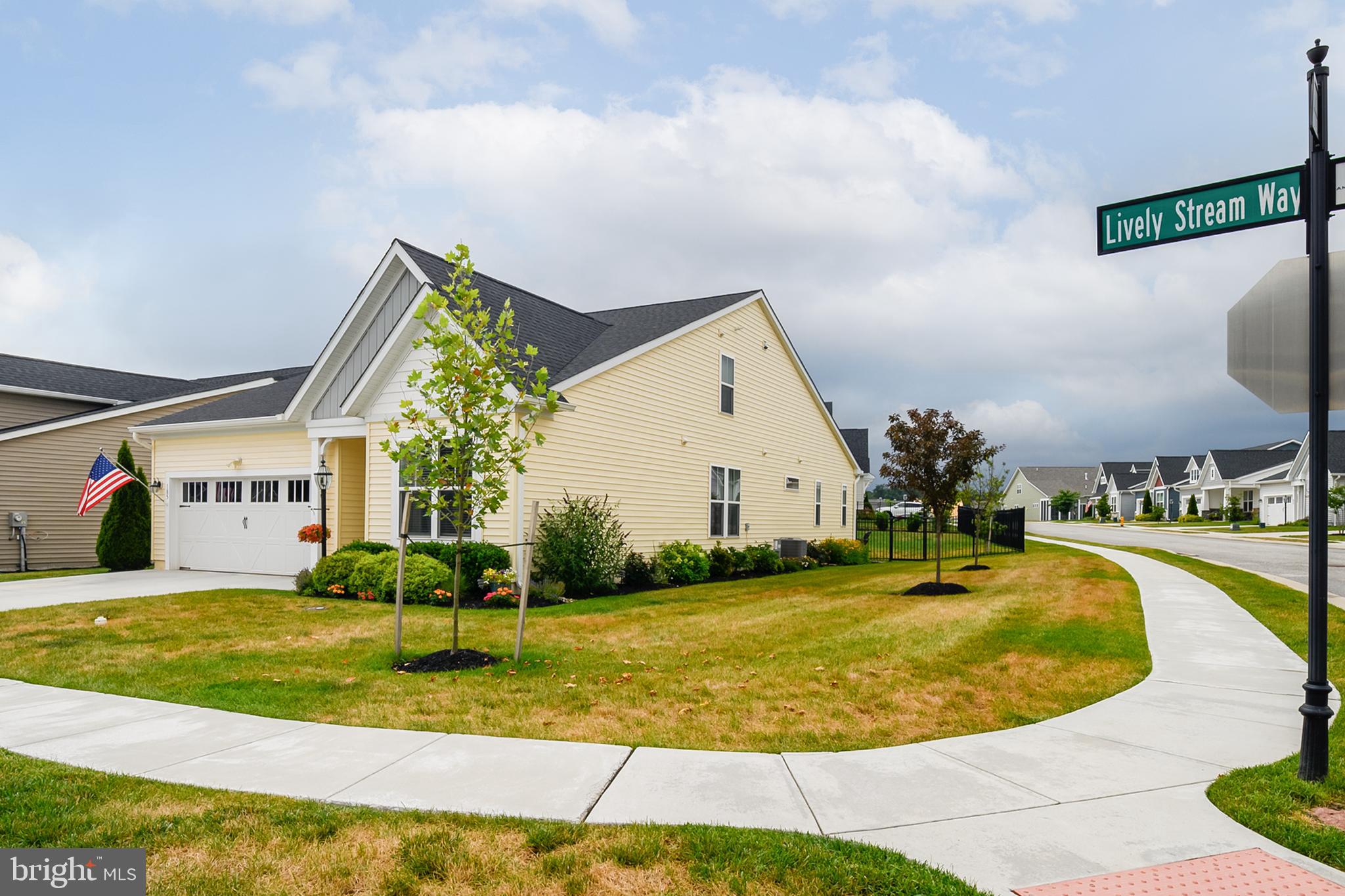 185 LIVELY STREAM WAY