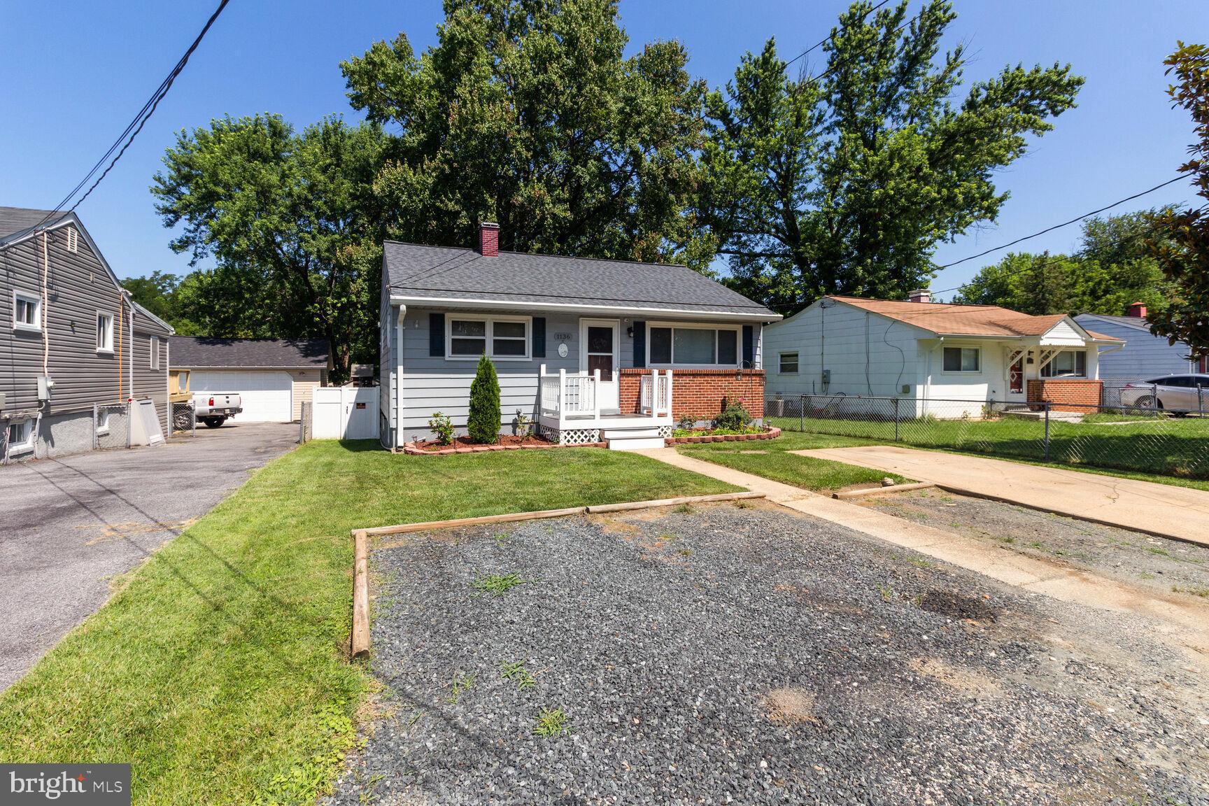 CATONSVILLE MANOR - Residential