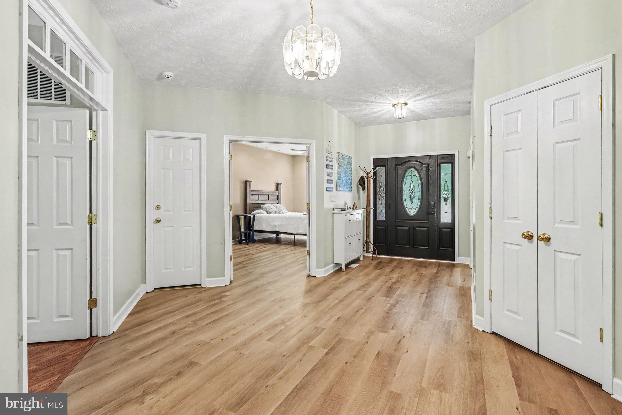 520 OAK GROVE DRIVE