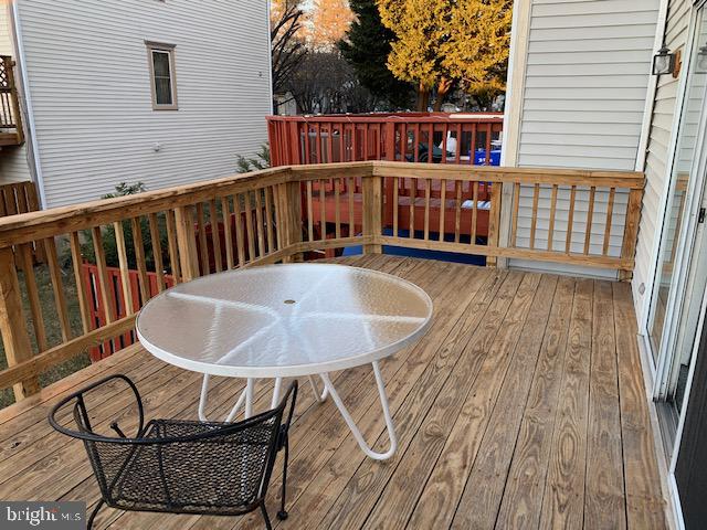 WILLIAMSBURG VILLAGE - Residential Lease