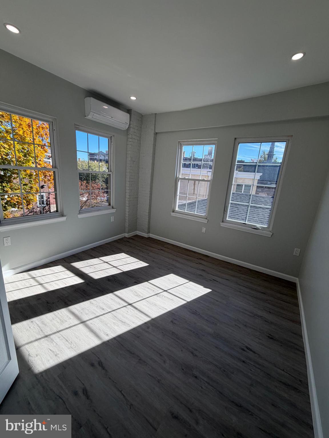 GERMANTOWN - Residential Lease