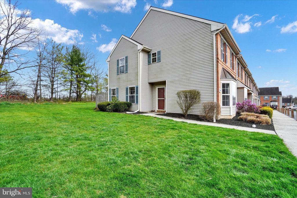 Photo of 344 Meetinghouse Lane, Lancaster, PA 17601 (MLS # PALA2048816)