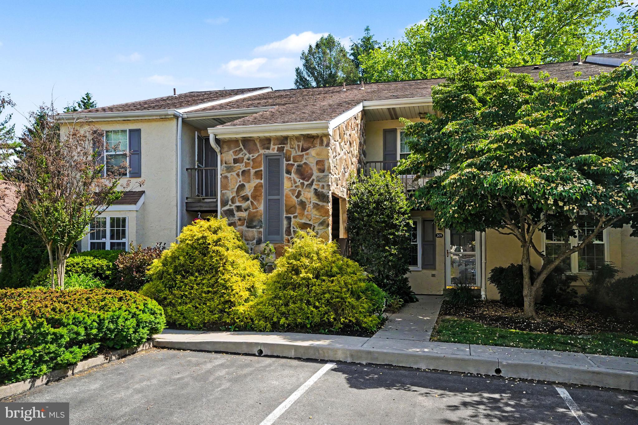 205 VALLEY STREAM LANE 205