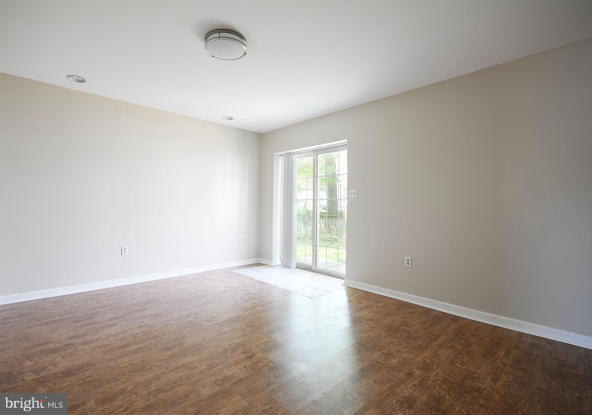 SENECA HARBOR - Residential