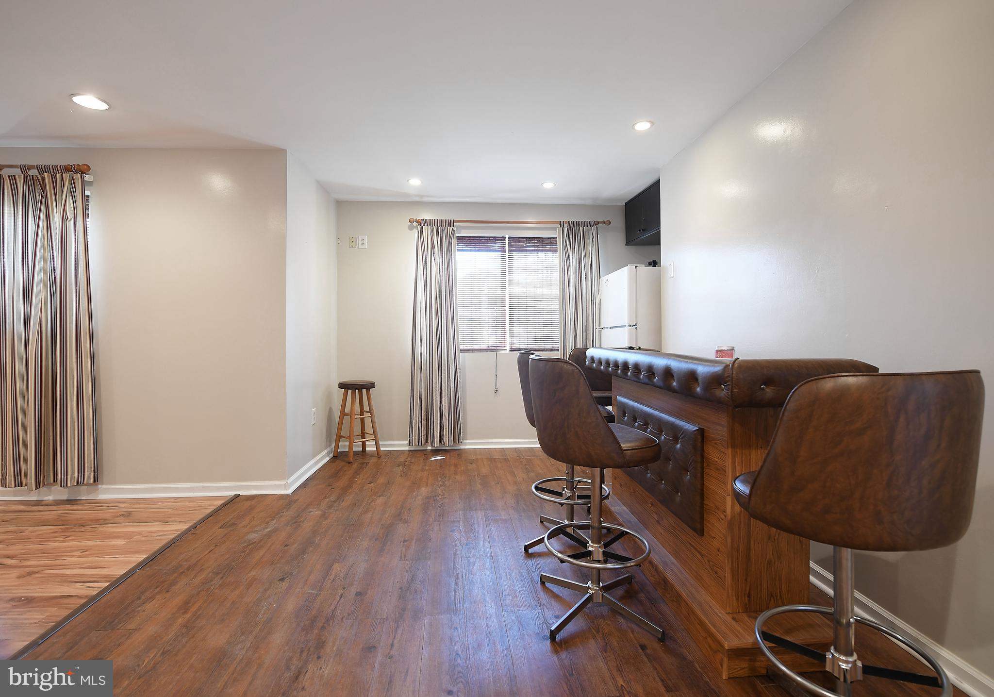 SENECA HARBOR - Residential