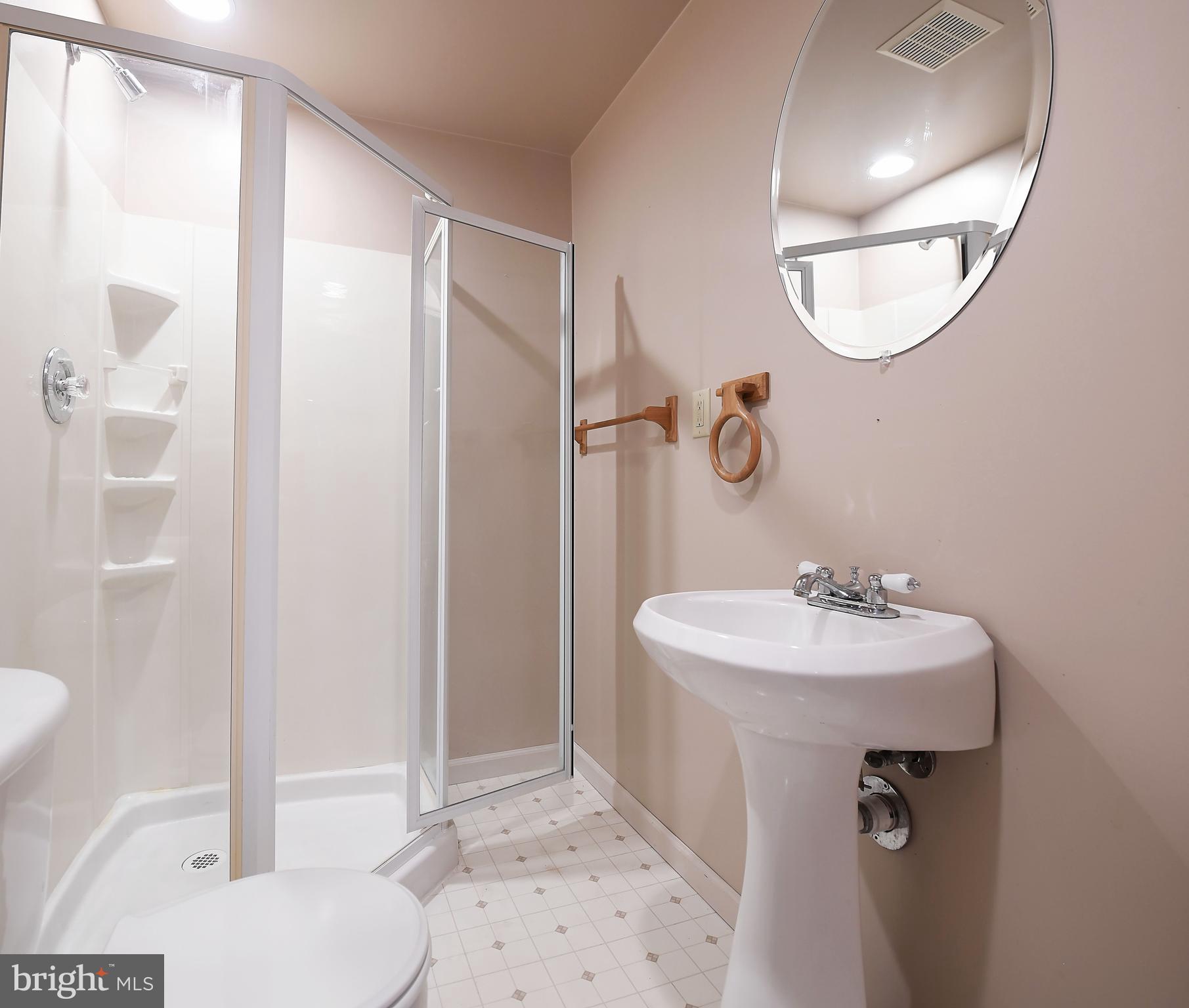 SENECA HARBOR - Residential