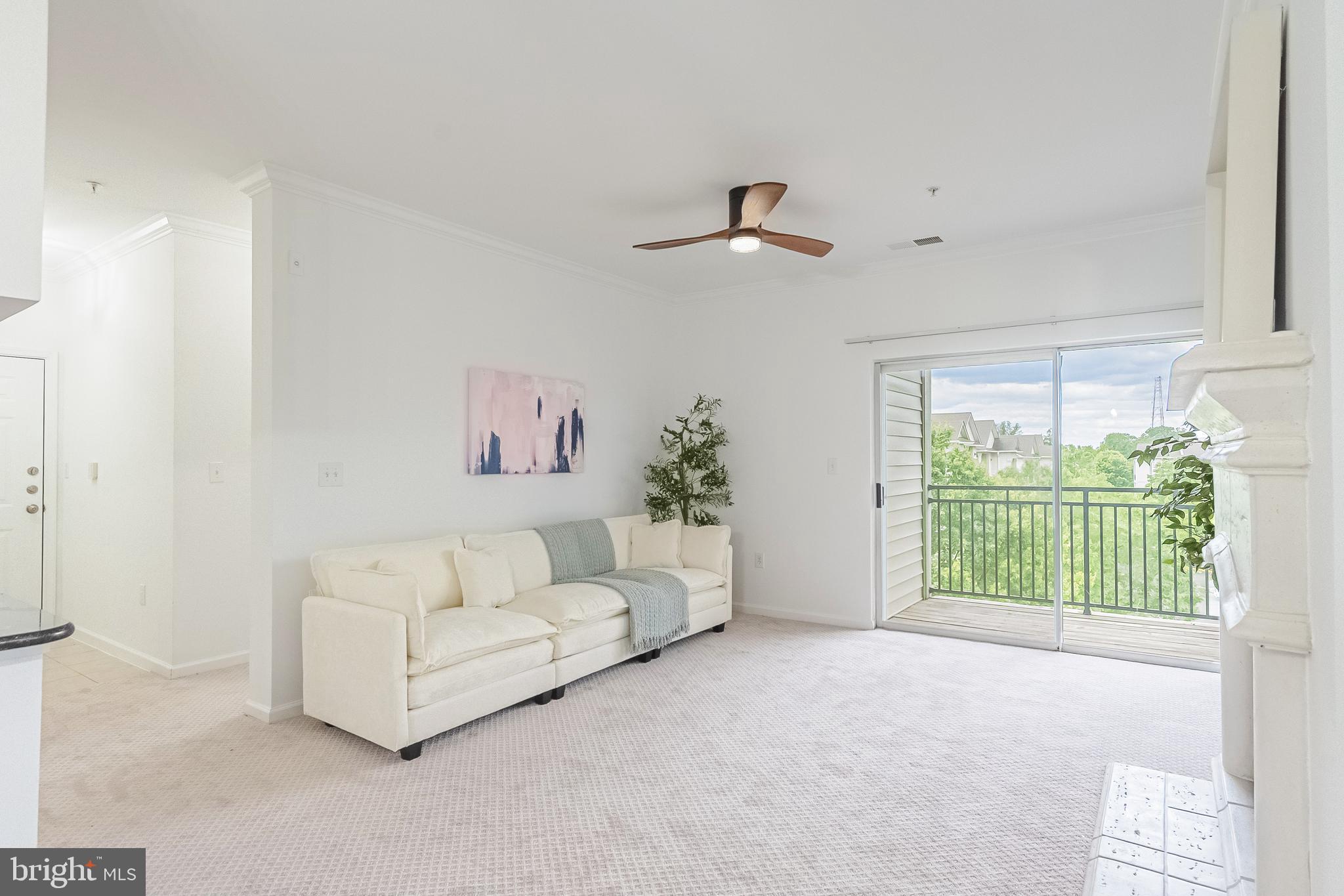 4415 WEATHERINGTON LANE 401