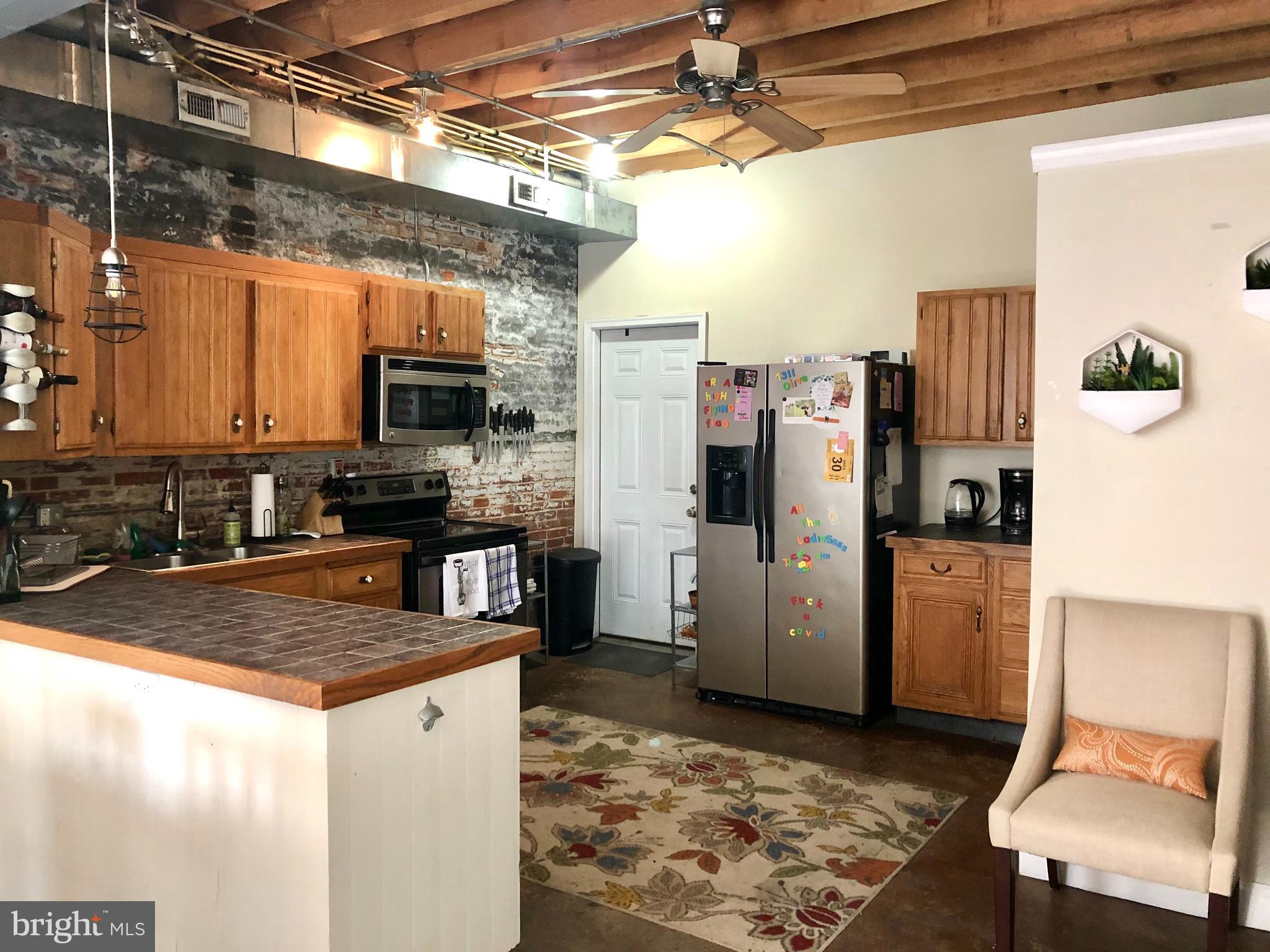 FEDERAL HILL HISTORIC DISTRICT - Residential Lease