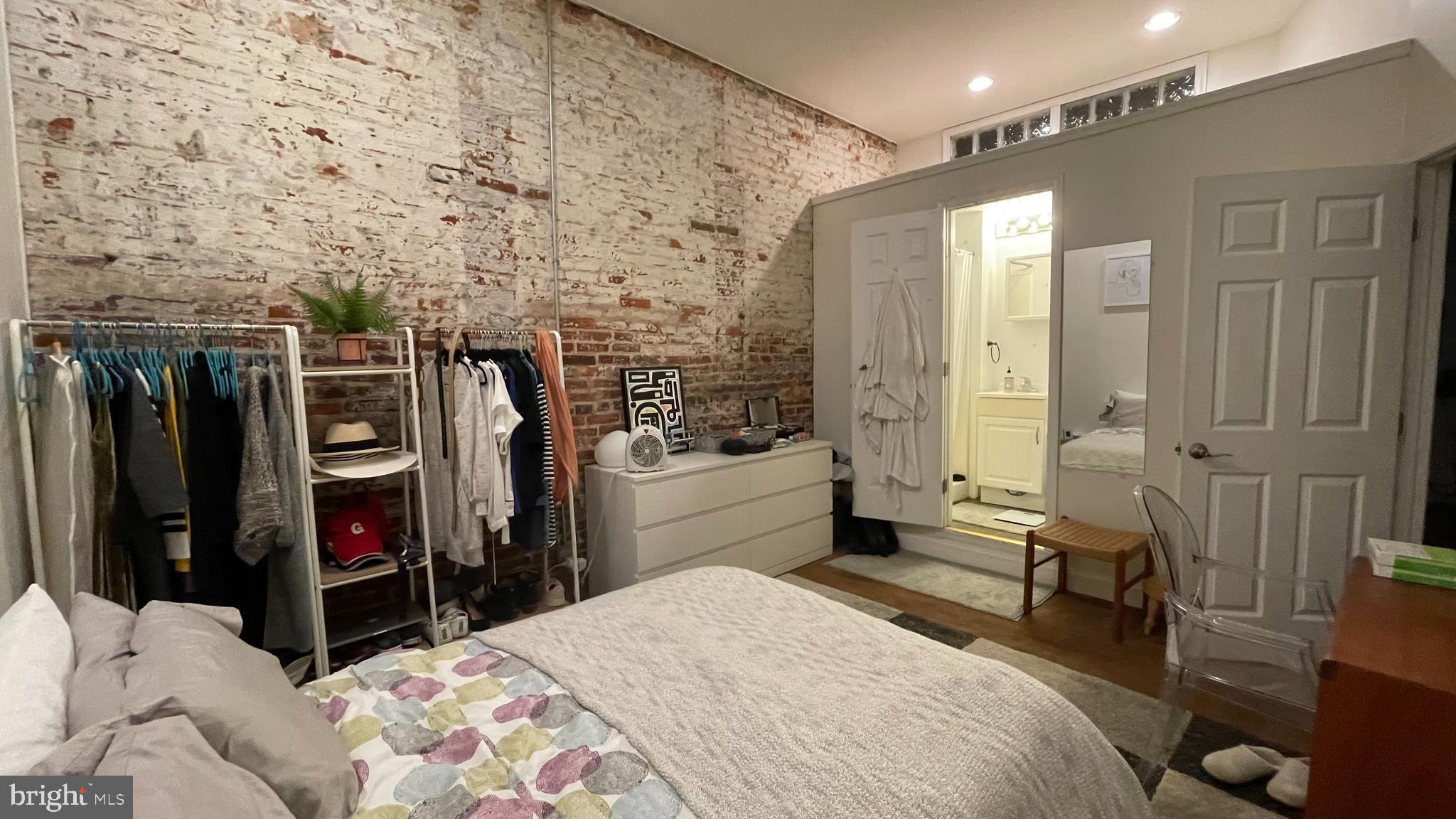 FEDERAL HILL HISTORIC DISTRICT - Residential Lease