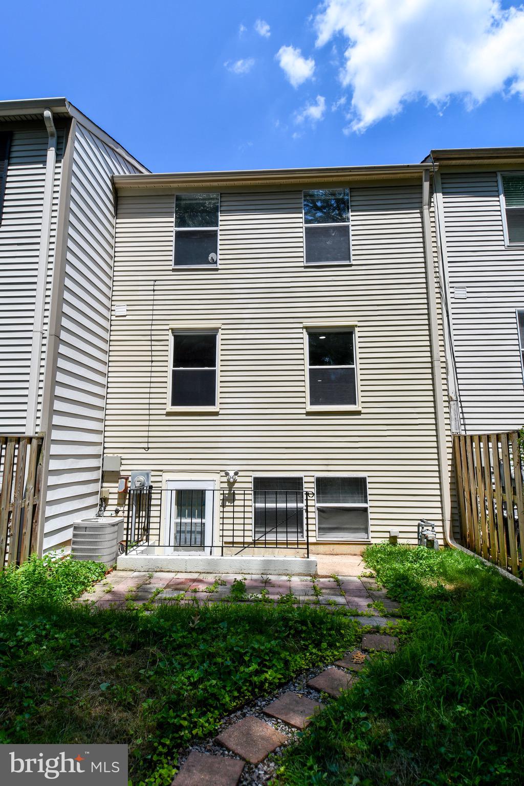 NEW BRITAIN - Residential Lease