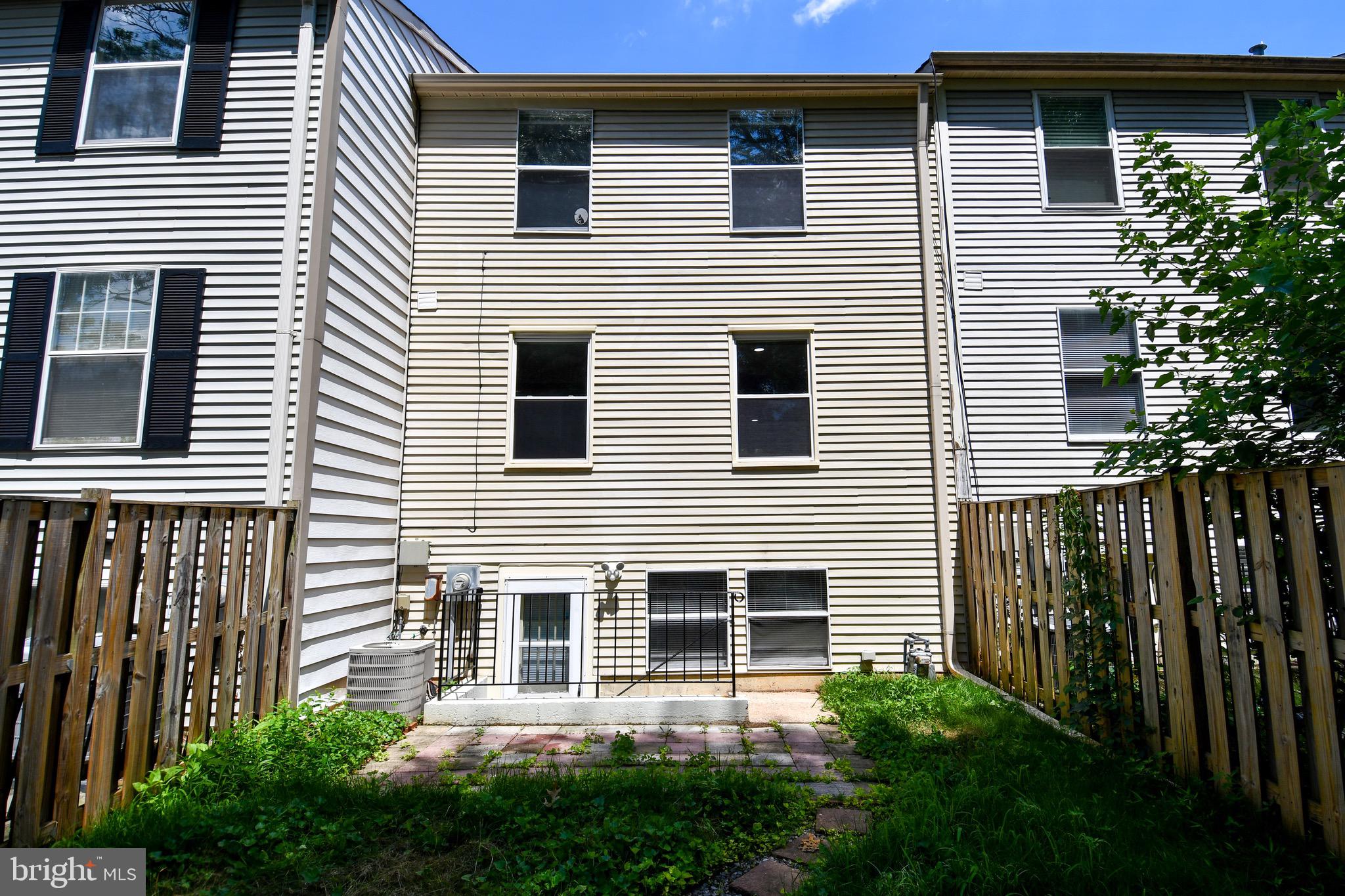 NEW BRITAIN - Residential Lease
