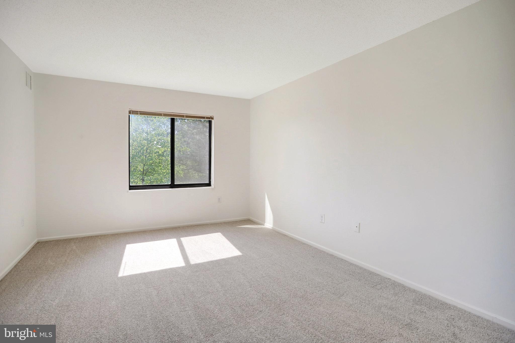 FAIRWAYS NORTH - Residential