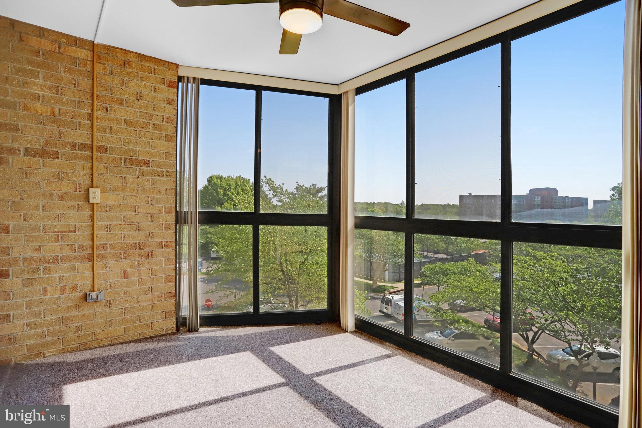 FAIRWAYS NORTH - Residential