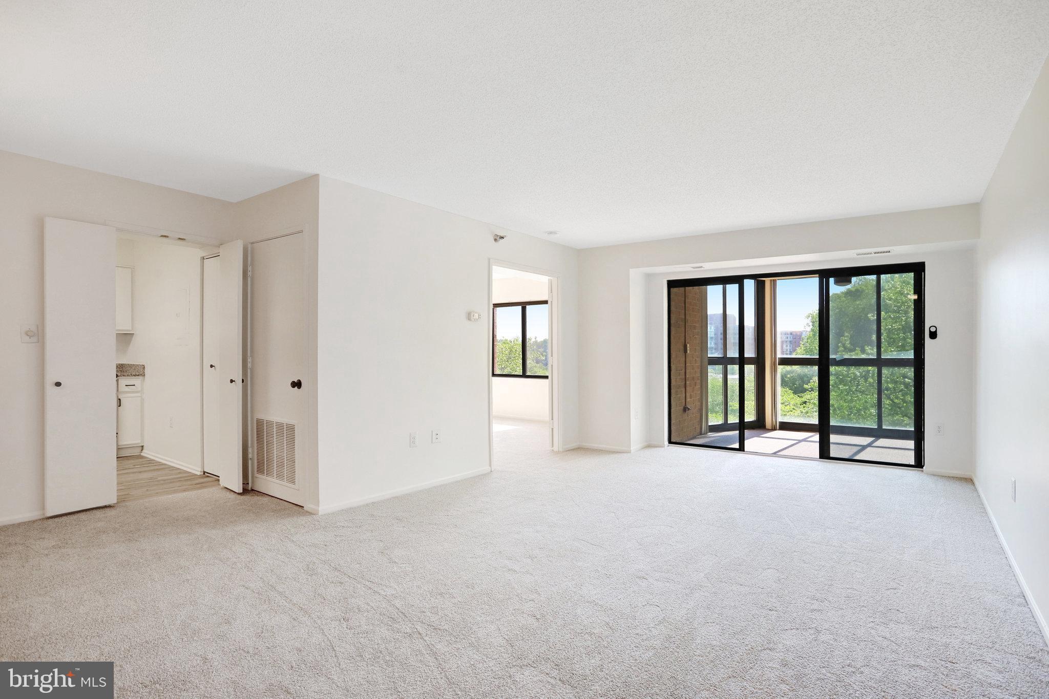 FAIRWAYS NORTH - Residential