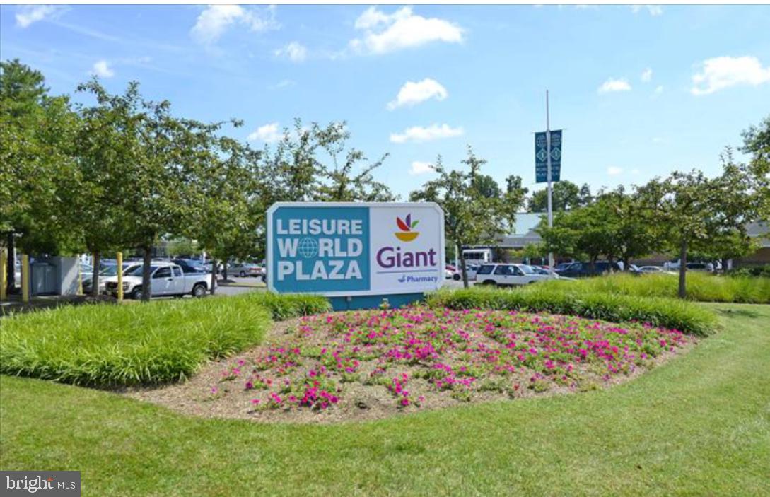 FAIRWAYS NORTH - Residential