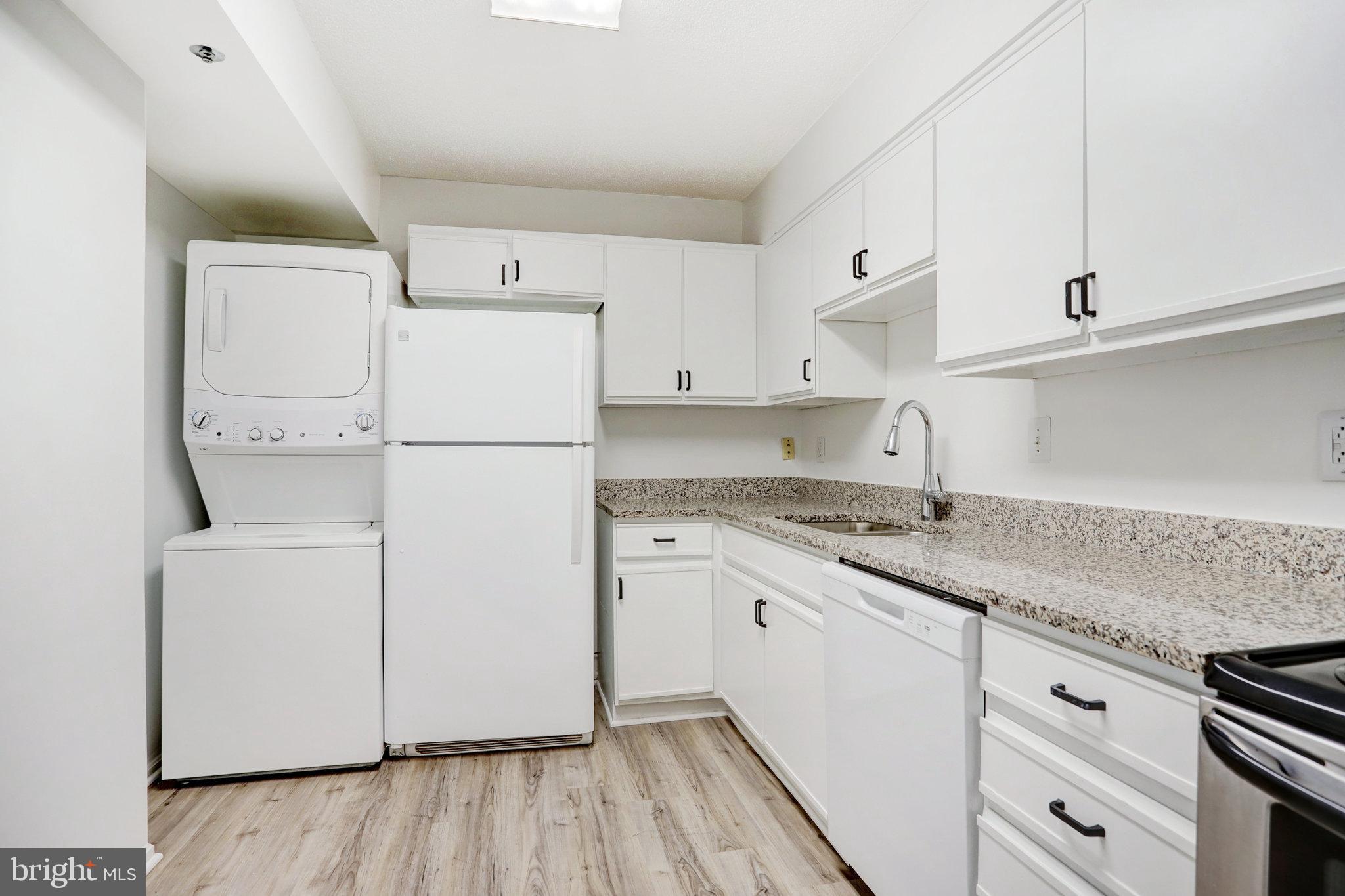 FAIRWAYS NORTH - Residential