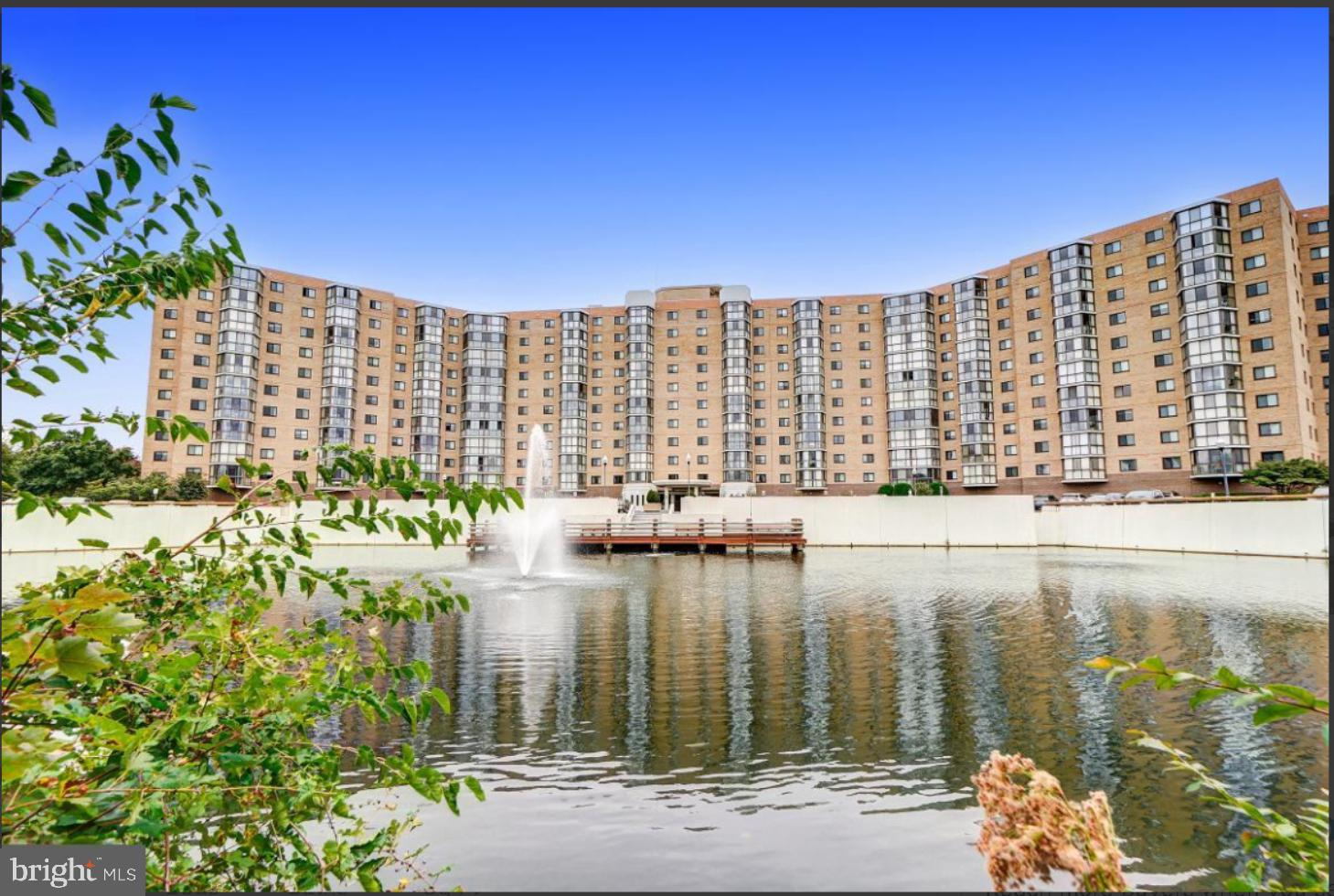 FAIRWAYS NORTH - Residential