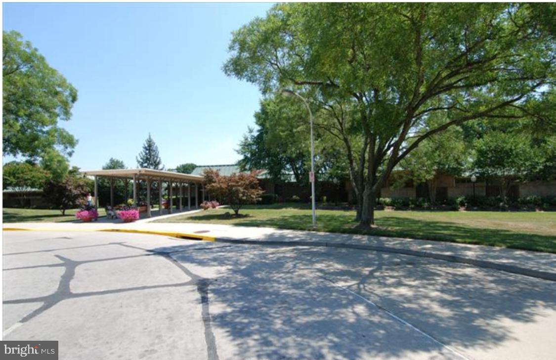 FAIRWAYS NORTH - Residential