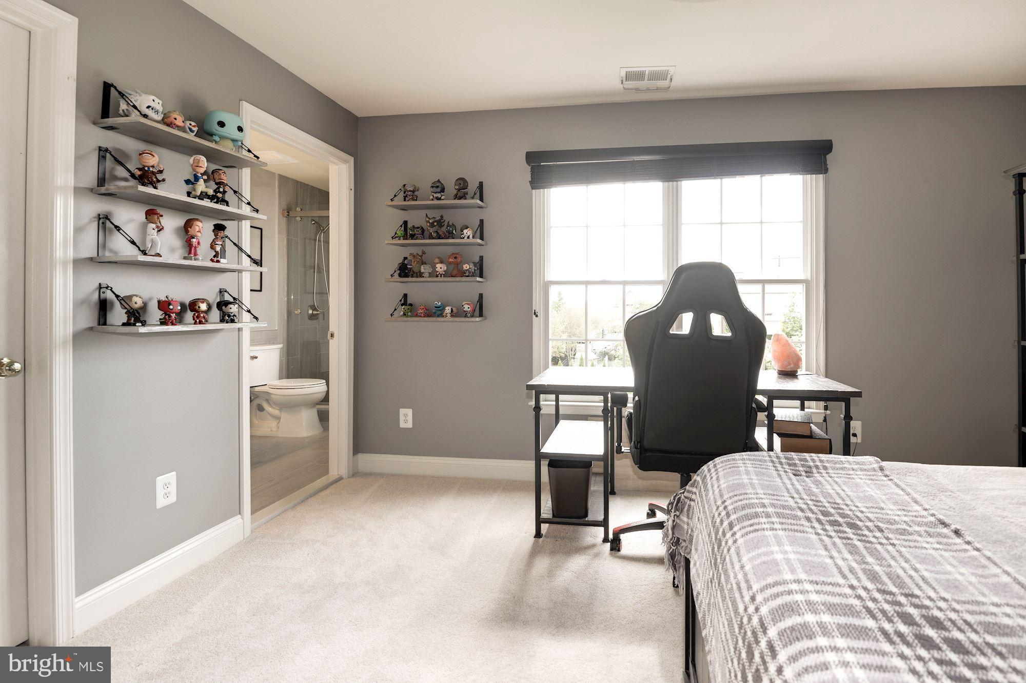 BELMONT COUNTRY CLUB - Residential