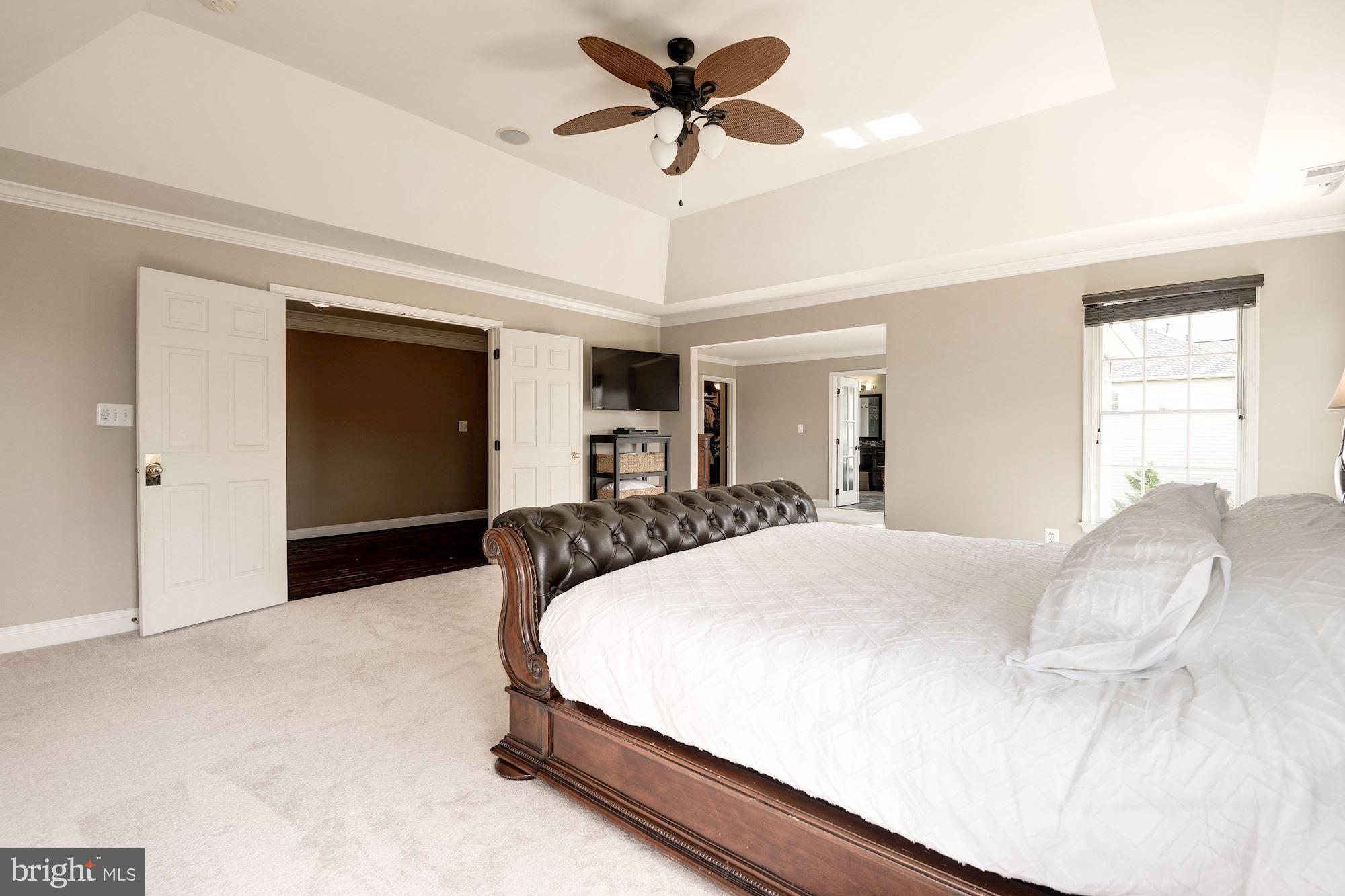 BELMONT COUNTRY CLUB - Residential