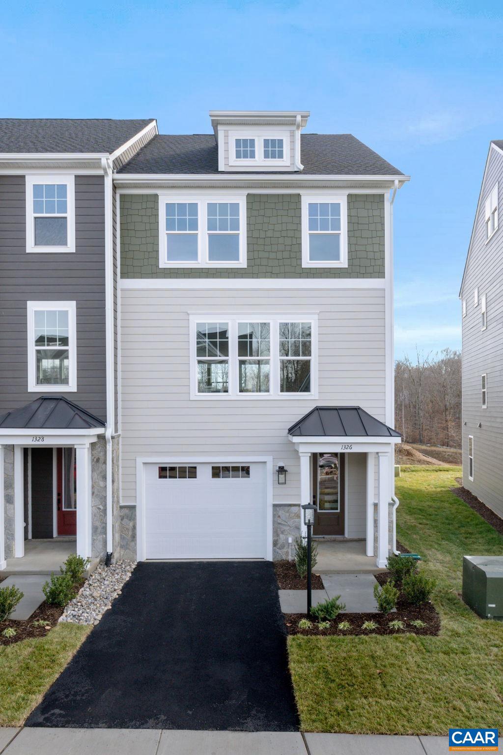 19 TALEN LN