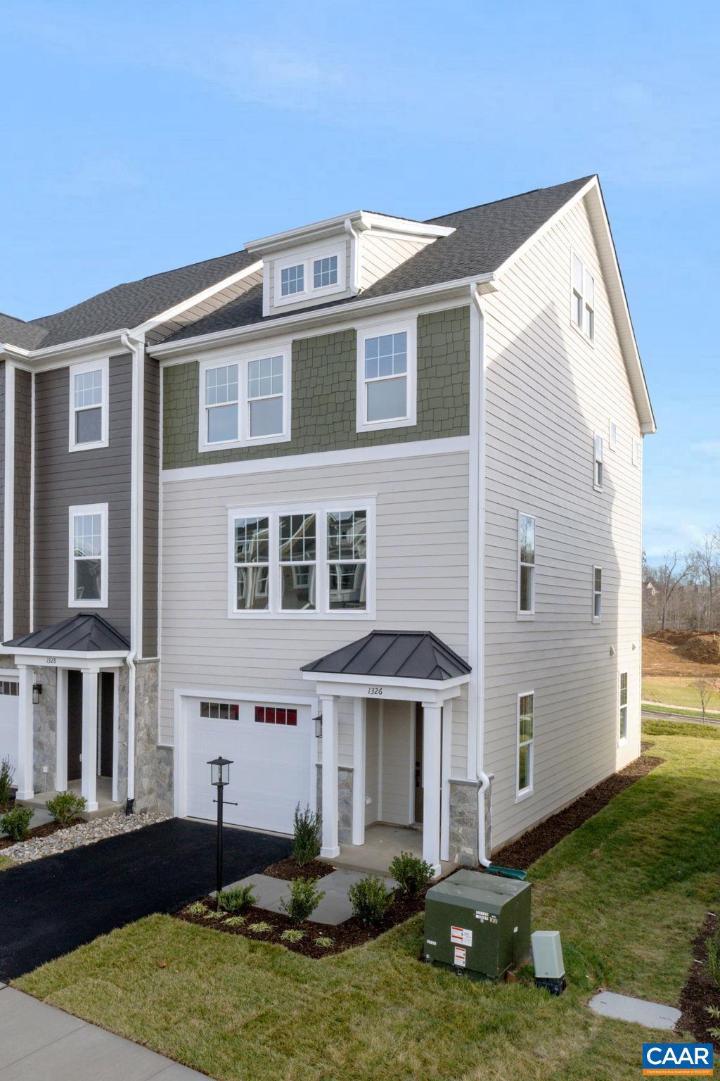 19 TALEN LN