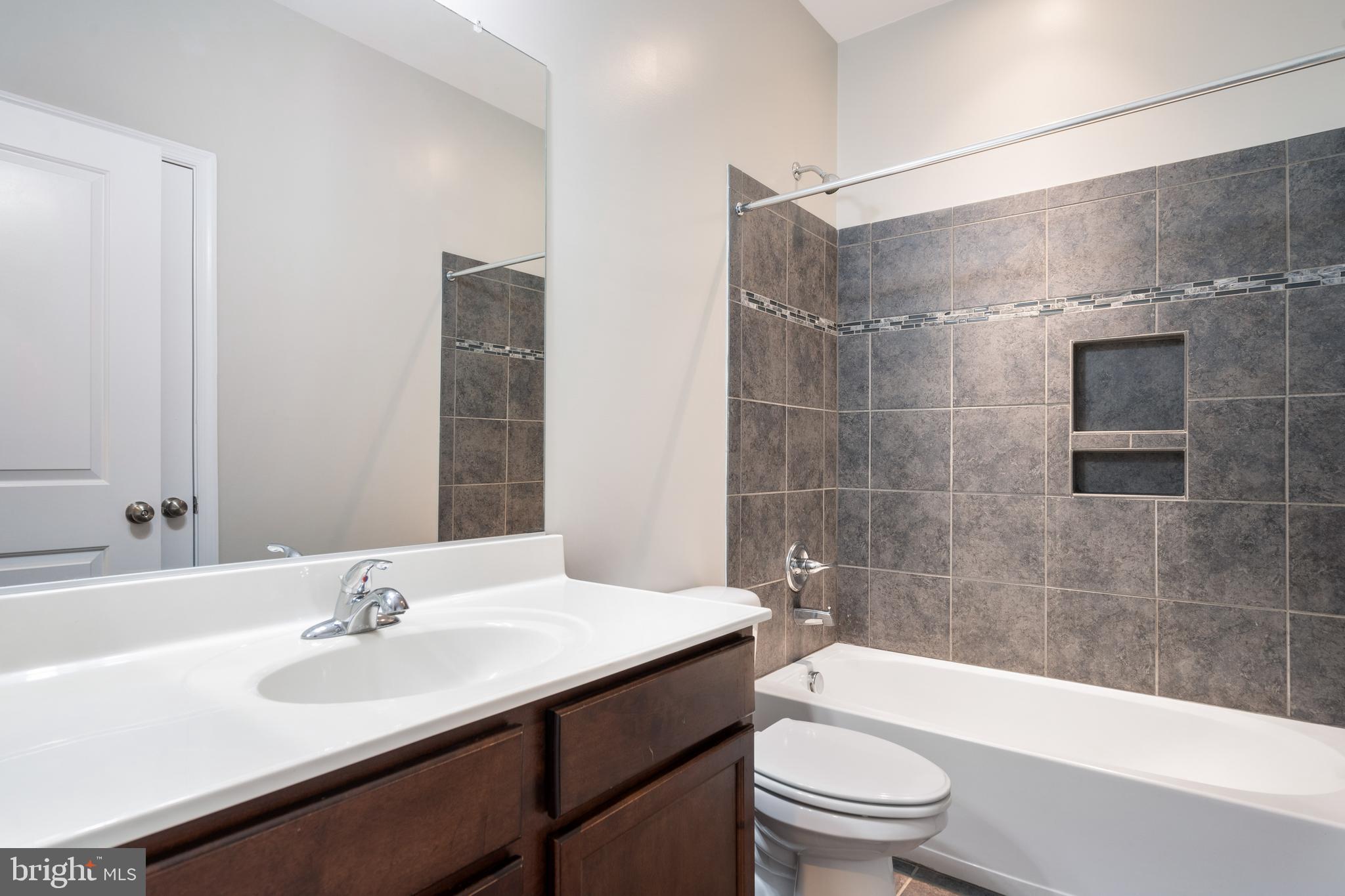 WOODSTREAM - Residential Lease