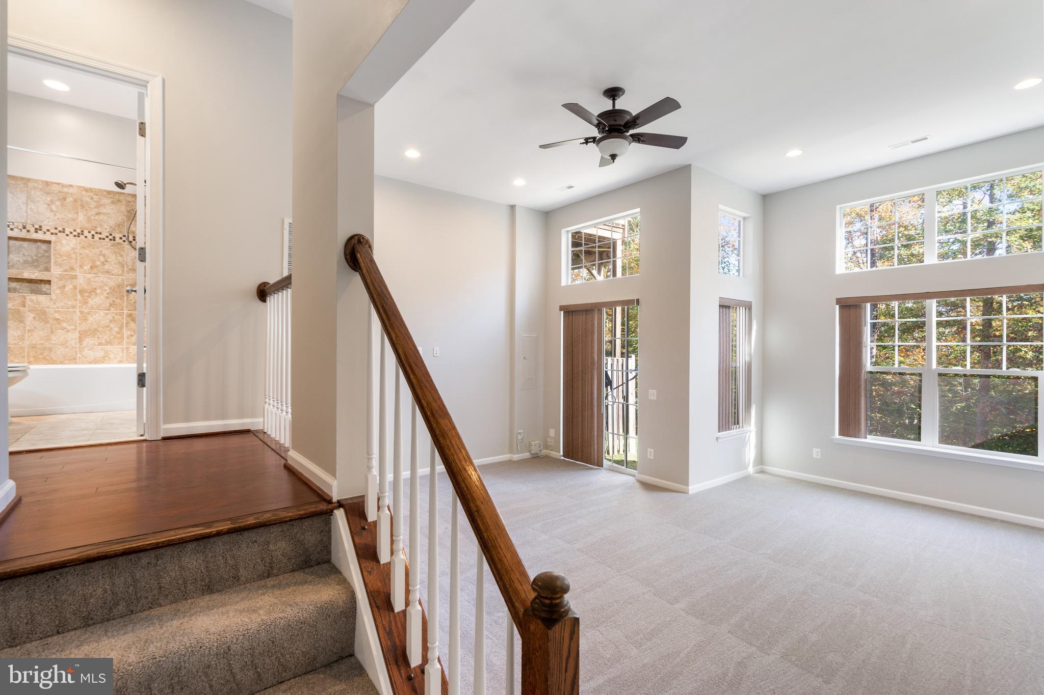 WOODSTREAM - Residential Lease