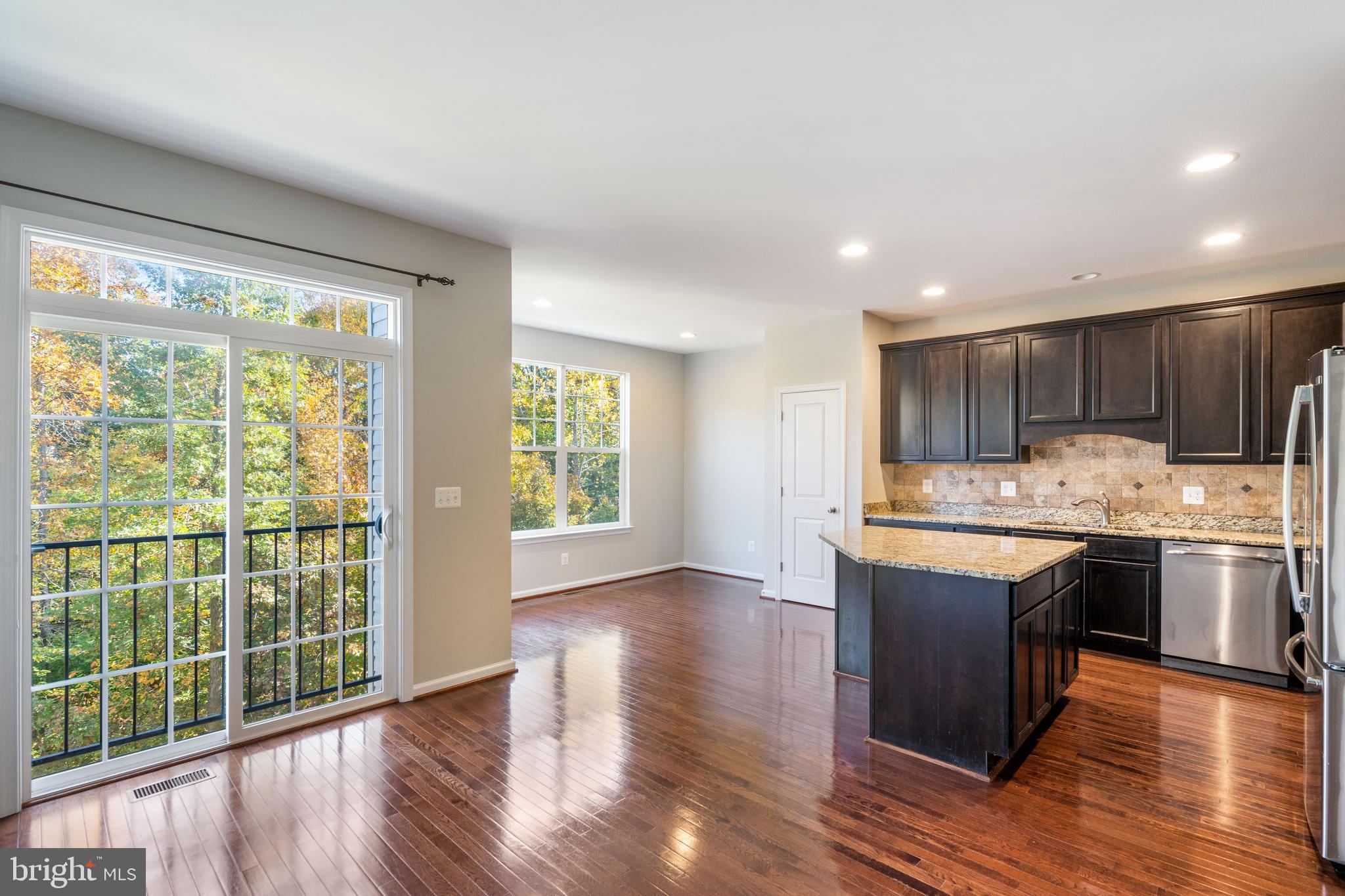 WOODSTREAM - Residential Lease